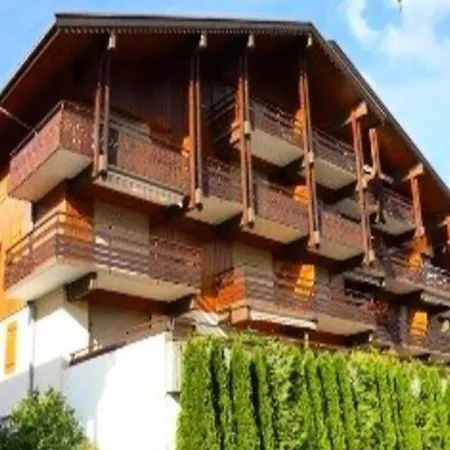 Cornillon B Apartment *